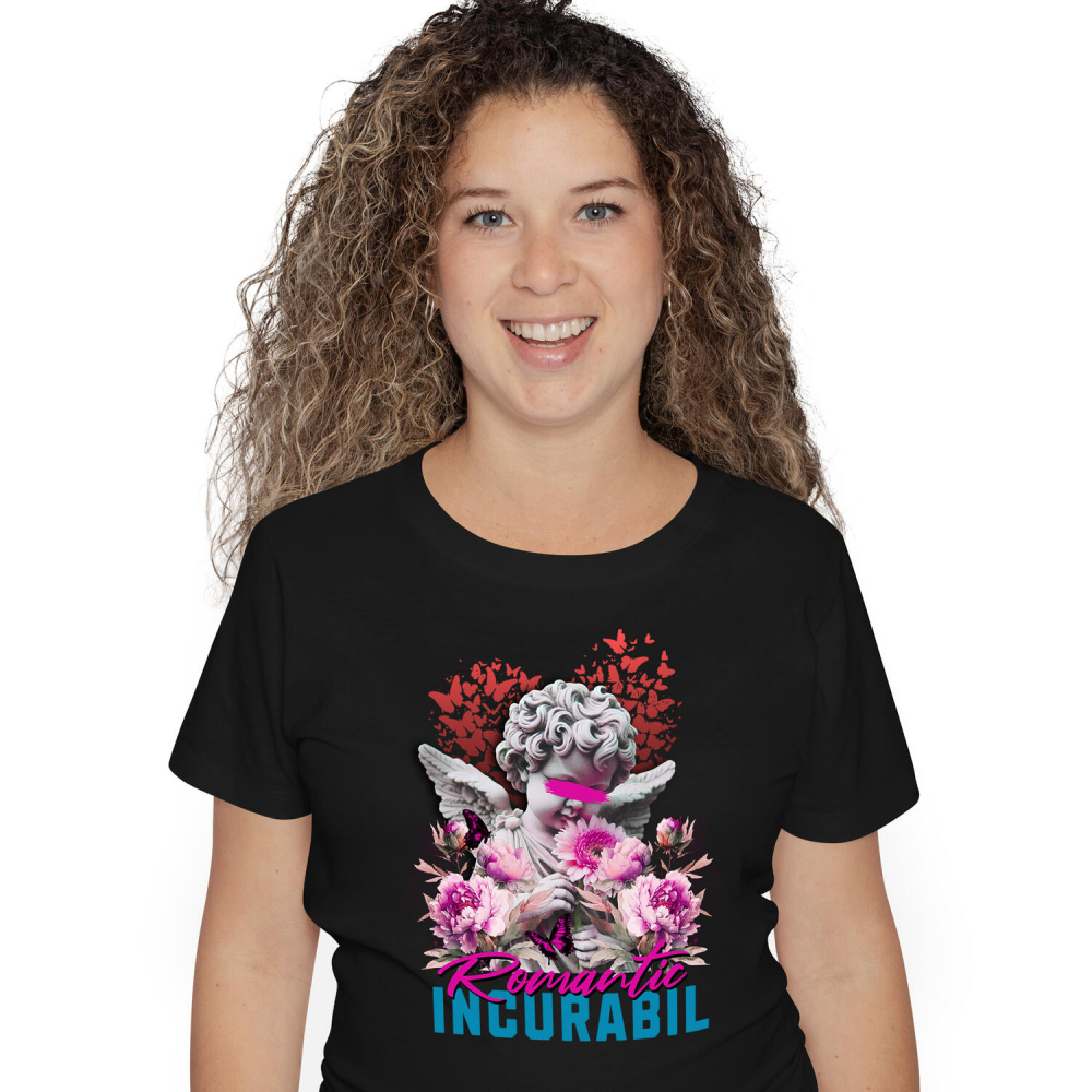 Tricou Femei, Barbati, Copii, Fata, Baiat, Unisex Personalizat Statuie Înger Copil cu Flori Roz și Mesaj „Romantic Incurabil” – Cadou Personalizat [1]
