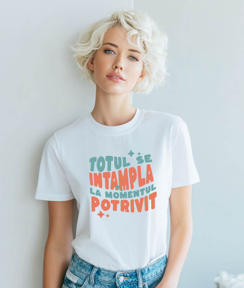 Tricou Femei, Barbati, Copii, Fata, Baiat, Unisex Personalizat Totul se Întâmplă la Momentul Potrivit – Tricou Motivațional cu Stele [2]