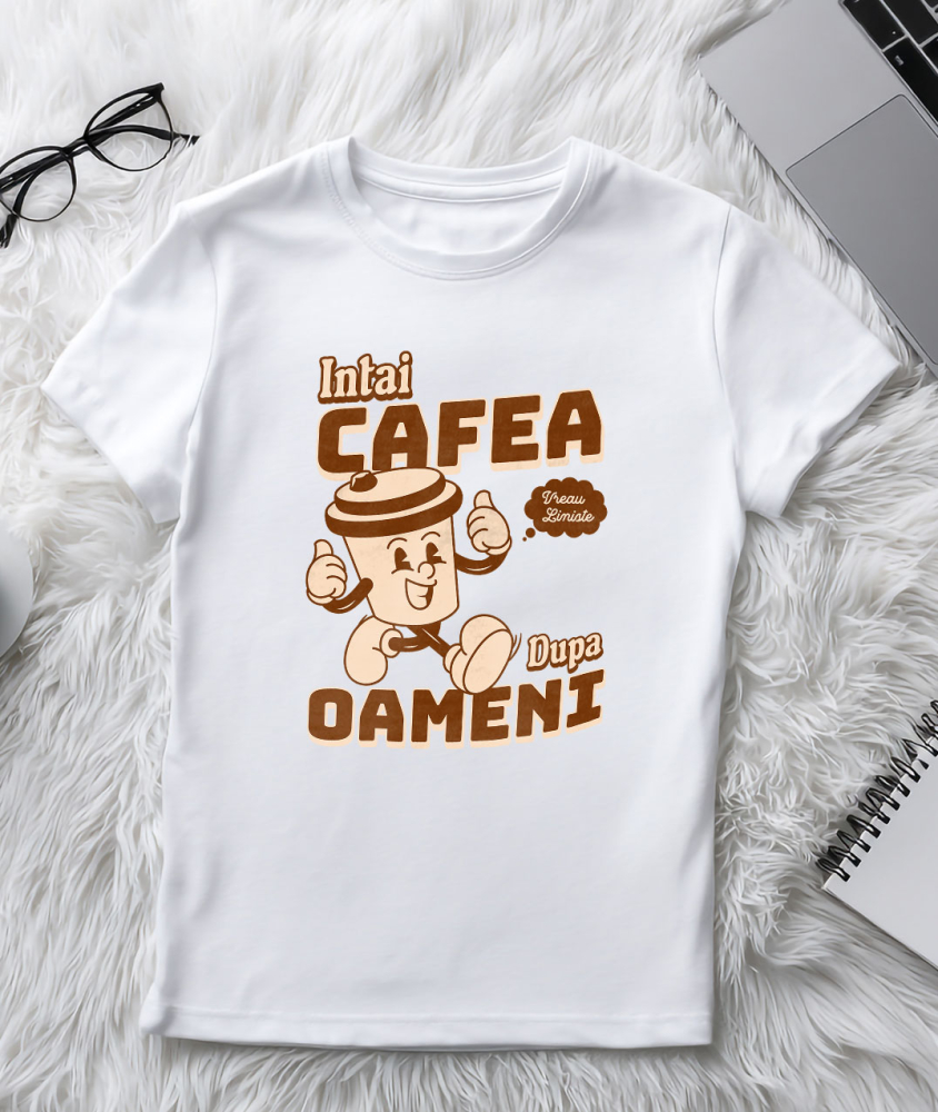 Tricou Femei, Barbati, Copii, Fata, Baiat, Unisex Personalizat „Pahar De Cafea Vesel „Intai Cafea Dupa Oameni” – Cadou Amuzant pentru Iubitorii de Cafea” [3]