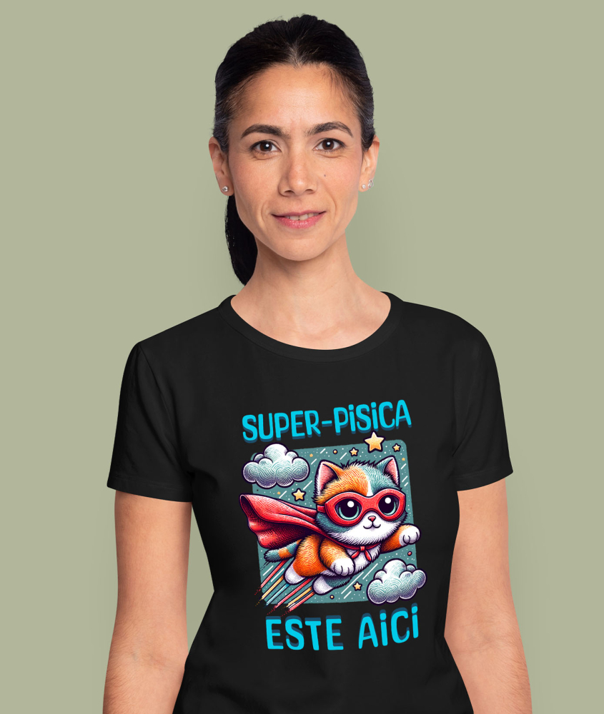 Tricou Femei, Barbati, Copii, Fata, Baiat, Unisex Personalizat Super-Pisica Este Aici! Pisica Cu Pelerină și Masca De Super-Erou – Cadou Personalizat Pentru Familie și Copii [2]