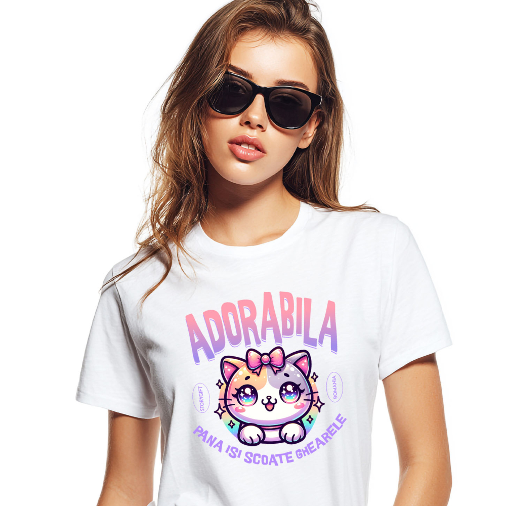 Tricou Femei, Barbati, Copii, Fata, Baiat, Unisex Personalizat Pisica Multicoloră Cu Funda Și Ochii Strălucitori „Adorabilă Până Își Scoate Ghearele” – Cadou Amuzant Pentru Iubitorii De Pisici [1]