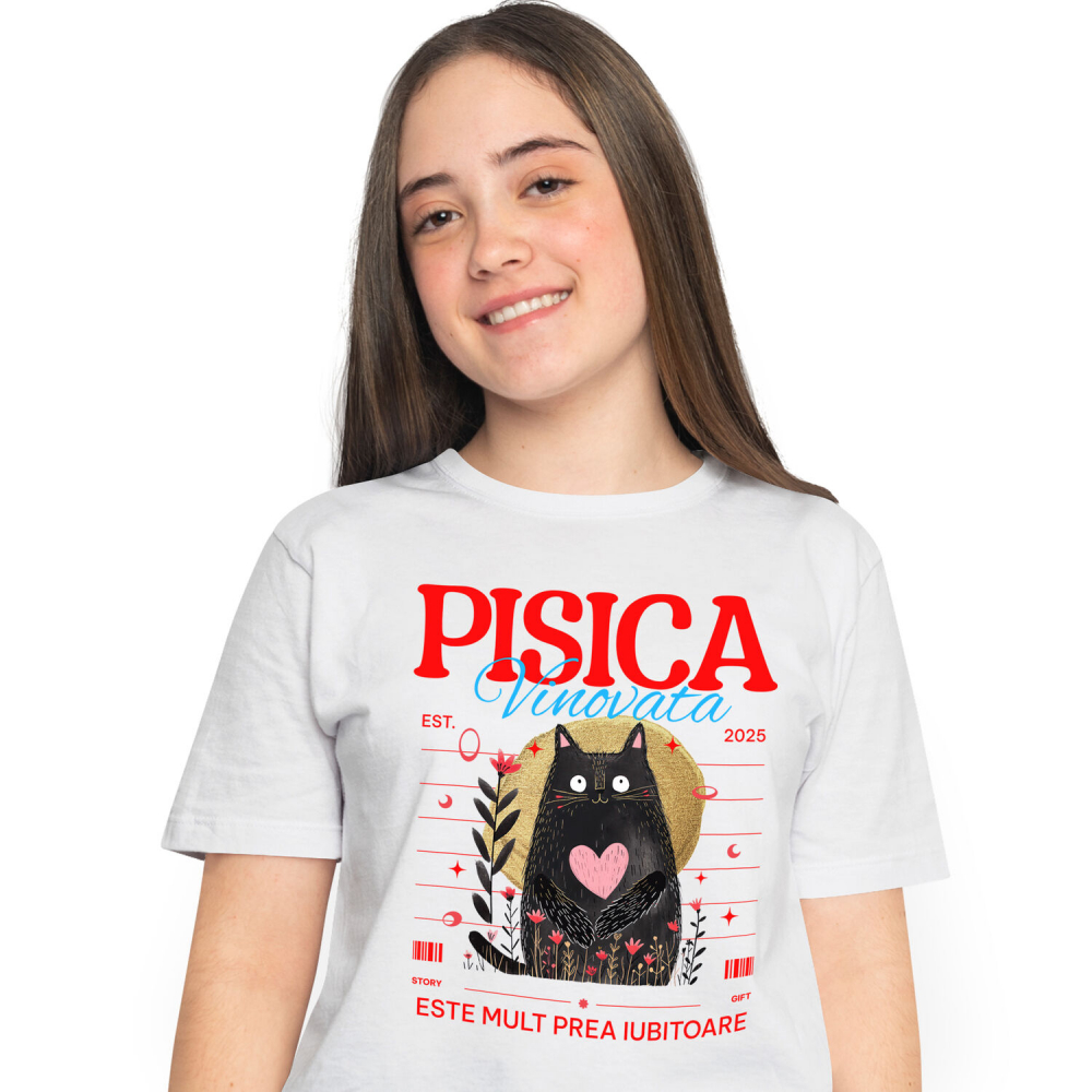 Tricou Femei, Barbati, Copii, Fata, Baiat, Unisex Personalizat "Pisica Neagră cu Inima Roz - Cadou Amuzant pentru Iubitori de Pisici" [1]