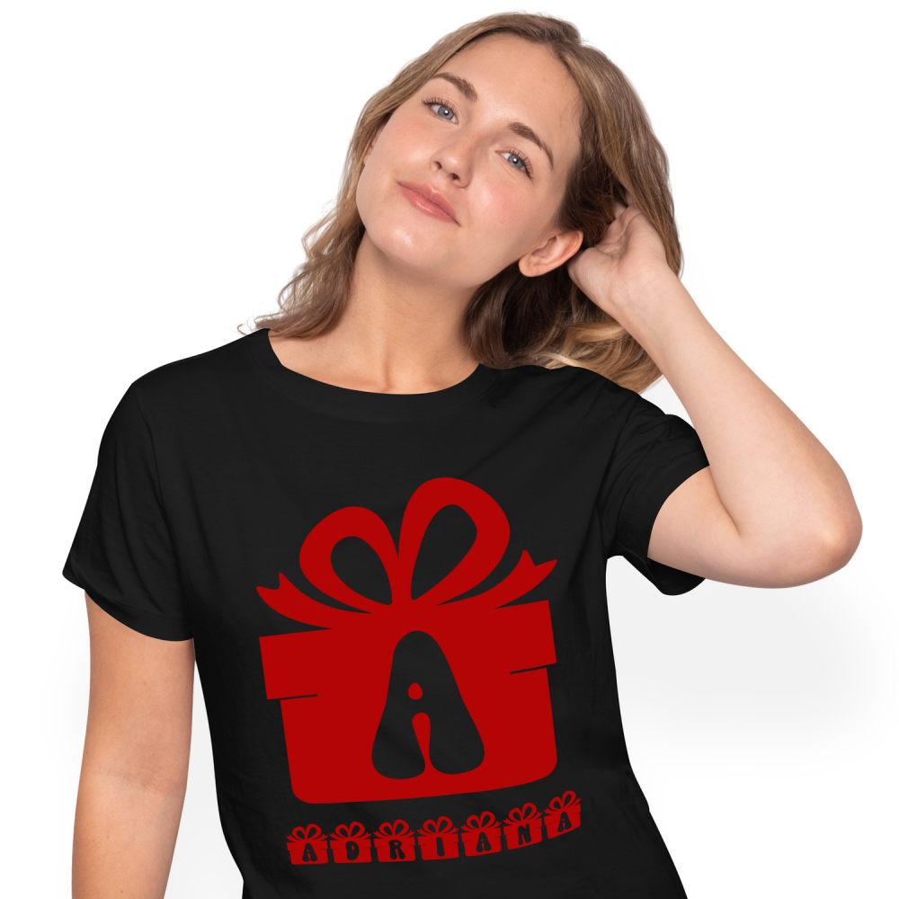 Tricou Personalizat Femei Pentru Iubitorii De Craciun, Cadou Cu Funda, Text Nume Personalizat, Copii, Culoare Rosu, Negru, 100% Bumbac, Marime XS [1]