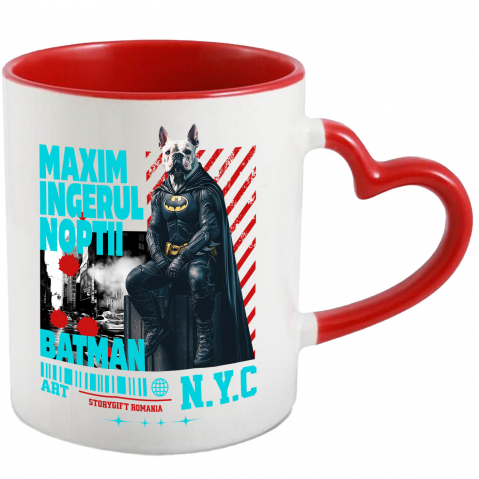 Personalizate cu Animalul Tau - Cana cu Animal In Costum de Batman pe Strazile din New York City, Peronalizata cu Numele si Poza Animalului Tau cu Maner Inima Rosie