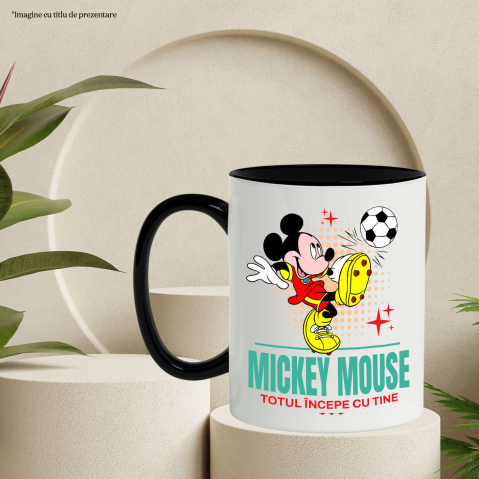 cana-mickey-se-distreaza-fotbalul.jpg [2]