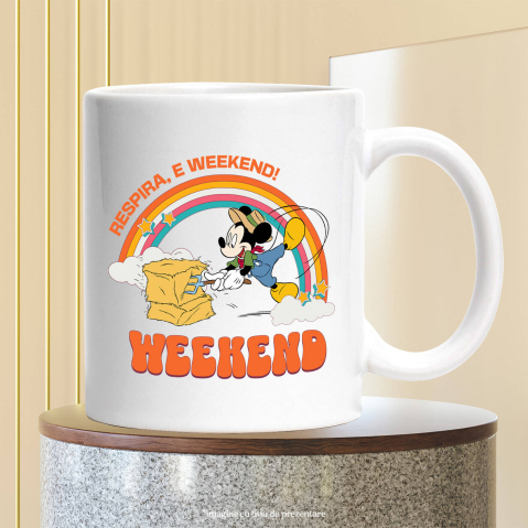 cana-mickey-se-joaca-munceste-ferma.jpg [2]