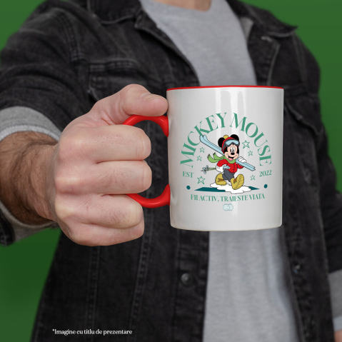 Cana Cu Mickey si Aventura de Iarna Ceramica, 330ML, cu Maner Rosu [1]
