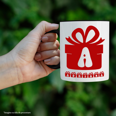 Cana Iubitorii De Craciun, Cadou Cu Funda, Text Nume Personalizat, Copii, Culoare Rosu, Cu Litera, 330ML, Ceramica, Cu Maner si Interior Negru [1]