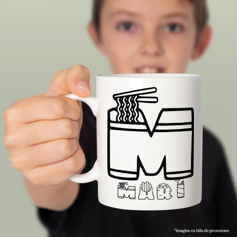 Cana Iubitorii De Fast Food, Noodles Cartofi, Text Nume Personalizat, Culoare Negru, Cu Litera, 330ML, Ceramica, Cu Maner si Interior Alb [1]