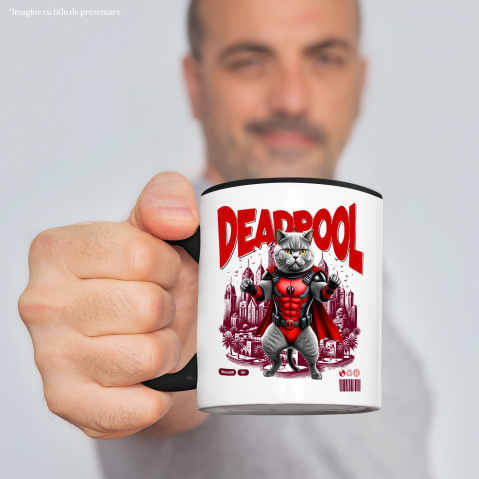 Cana Personalizata British Shorthair în Costum Deadpool – Pisică Supererou Amuzantă pentru Iubitorii de Animale [1]