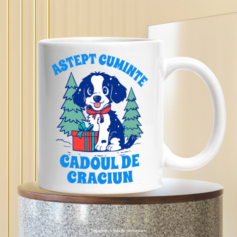 cana-personalizata-caine-vesel-langa-bradul-craciun.jpg [2]