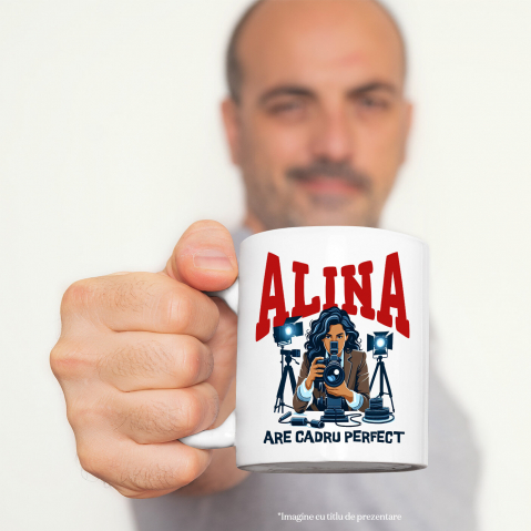 cana-personalizata-femeie-bruneta-aparat.jpg [1]