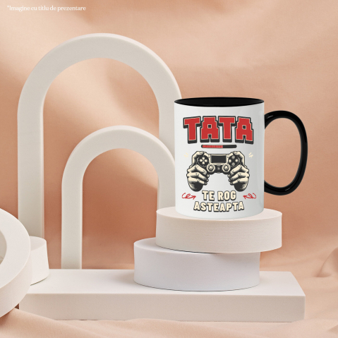 Cana Personalizata Mâini de Bărbat cu Manetă de Jocuri Video - Cadou Personalizat „Tata Te Rog Așteaptă” pentru Familie și Prieteni [2]