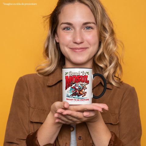 Cana Personalizata Moș Crăciun pe Ren Impodobit - Bucură-te de Călătoria Rapidă și Cadouri Personalizate [1]