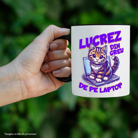 Cana Personalizata Pisică Veselă pe Laptop – Work From Home cu Animale Blănoase [1]