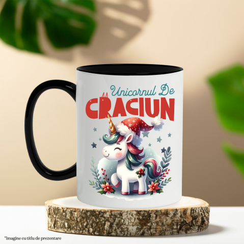 Cana Personalizata Unicorn Vesel Roz cu Căciulă de Moș Crăciun – Cadouri Personalizate pentru Crăciun Magic [2]