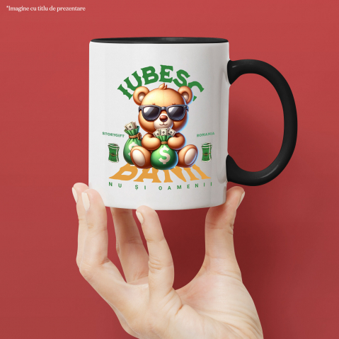 Cana Personalizata Ursuleț de Plus Maro cu Sac de Bani și Bancnote Dolari – „Iubesc Banii Dar Nu Și Oamenii” – Cadou Personalizat pentru Familie, Tati, Copii, Prieteni [1]