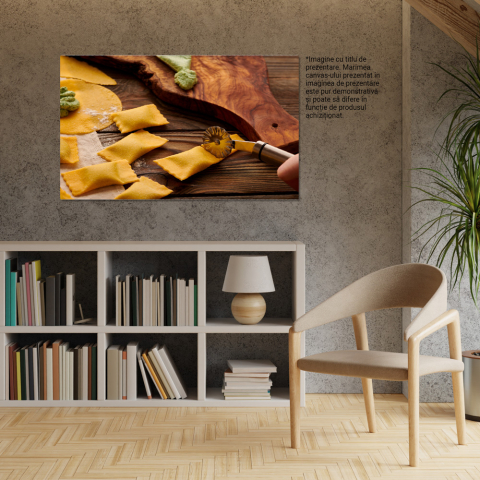 Tablou Canvas: Bucataria Traditionala Italiana - Paste Tortellini 40x25CM [1]