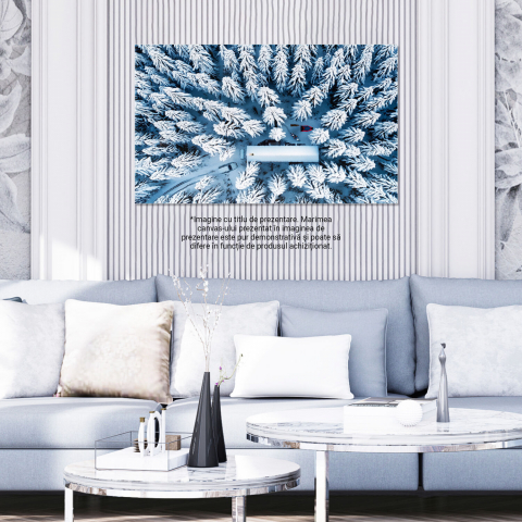 Cabana de Lemn în Pădurea de Iarnă: Liniște și Frumusețe Naturală, Marime 40x25CM [2]