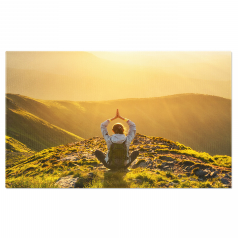 Peisaj - Tablou Canvas Călătorind Prin Pădure: Meditație și Yoga în Apus, Marime 40x25CM