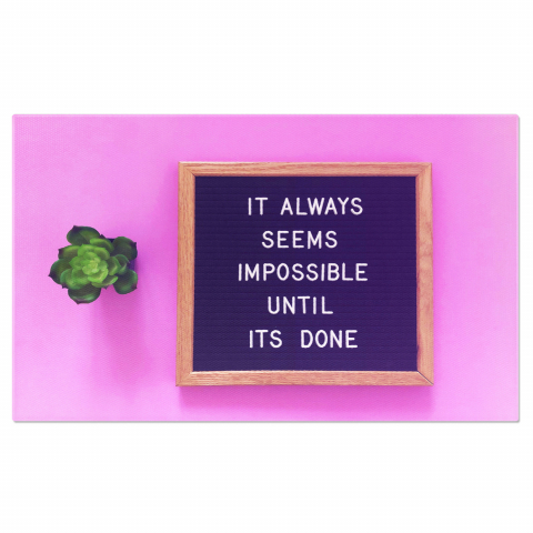 Citat Inspirational: Depășirea Imposibilului - Inspirație și Curaj, Marime 40x25CM Diverse - Citat Inspirational: Depășirea Imposibilului - Inspirație și Curaj, Marime 40x25CM