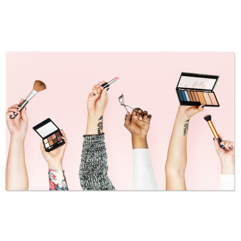 tablouri de perete, artă multiculturală, produse de beauty, artă de salon, frumusețe globală, produse cosmetice, culturi diverse, decorare spații beauty, arta cosmeticelor, tablou de inspirație multiculturală, Marime 40x25CM