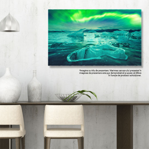 Tablou Canvas cu Aurora Boreala la Jokulsarlon, Islanda - Magia Luminilor Nordice intr-o Iarna Friguroasa 40x25CM [2]