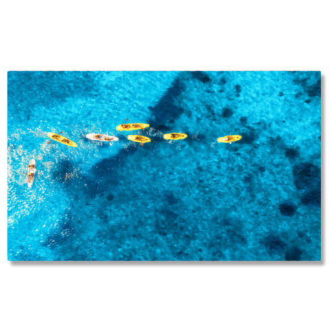 Peisaje cu Drona - Tablou canvas cu canoe, vasle, sport, ocean, apa, razele soarelui, multicolor 40x25CM