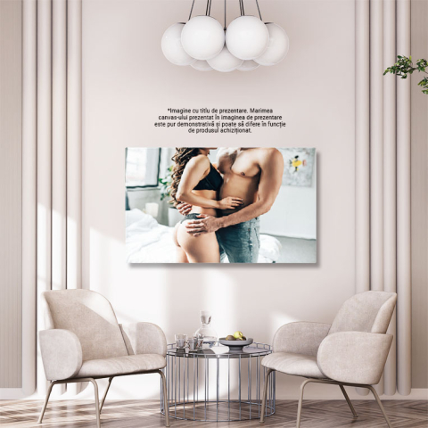 Tablou Canvas cu Cuplu Imbratisandu-se Apasionat - Senzual, Dragoste, Acasa 40x25CM [2]