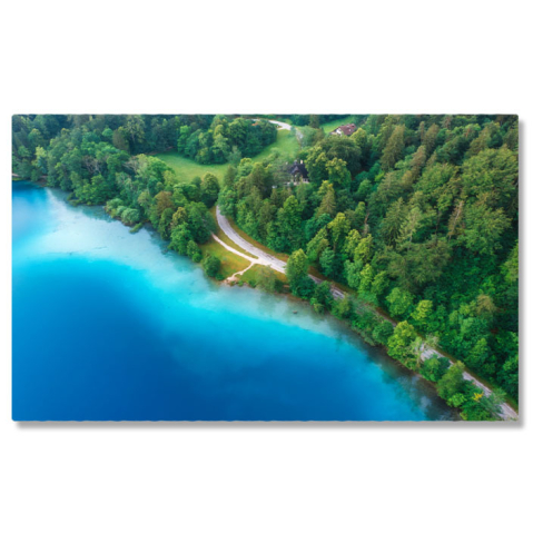 Peisaje cu Drona - Tablou canvas cu lac, case, padure, natura, conifere, multicolor 40x25CM