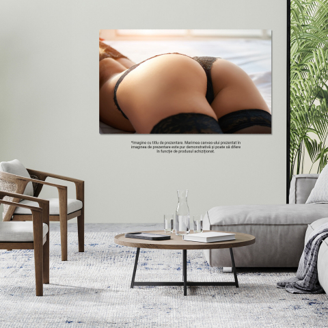 Tablou Canvas Detaliu Seducător: Lenjerie Neagră, Marime 40x25CM [3]