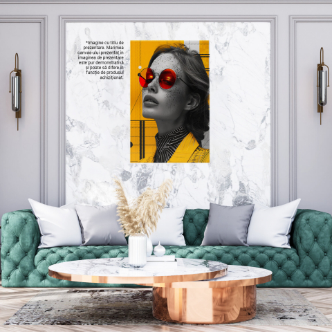 Tablou Canvas Fata cu Părul Aranjat și Pistrui, Marime 40x25CM [2]