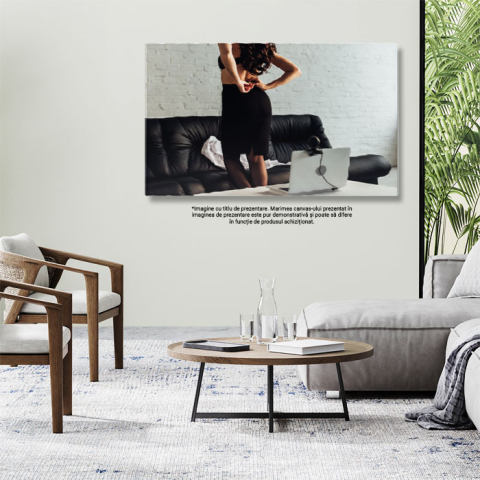 Tablou Canvas Femeia Sexy Care Iti Da Fustele Jos in Fata Ferestrei atragatoare, vedere din spate, frumoasa, sutien negru, fusta, fereastra, intimitate 1528 40x25CM [2]