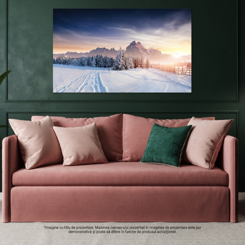 Tablou Canvas Iarna în Munții Împăduriți: Drumuri Albe și Zăpadă în Toată Regula, Marime 40x25CM [3]