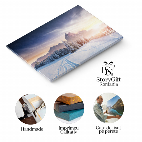 Tablou Canvas Iarna în Munții Împăduriți: Drumuri Albe și Zăpadă în Toată Regula, Marime 40x25CM [1]