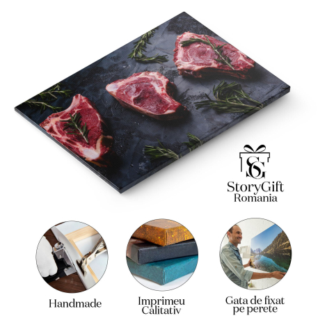 Tablou Canvas Imagine detaliata cu Carne Cruda si Rozmarin pe Fundal Negru, Gata pentru a fi Pregatita si Gatita 40x25CM [1]