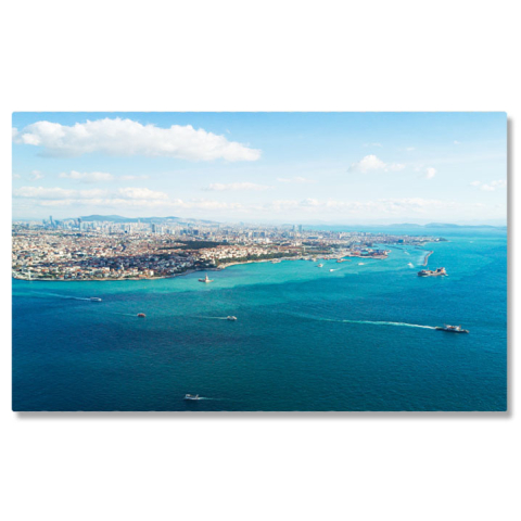 Peisaje cu Drona - Tablou Canvas: Istanbul Peste Bosfor - Oras, Poduri, Dezvoltare, Frumusete Aeriana 40x25CM