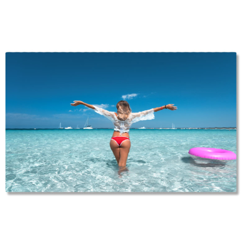 Plajă - Tablou Canvas - Lumea in Apa: Tineret si Relaxare la Marea Ocean 40x25CM