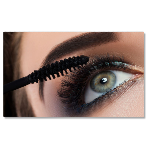 Meserii - Tablou Canvas - Ochi stralucitori, machiaj detaliat, gene si umbre 40x25CM