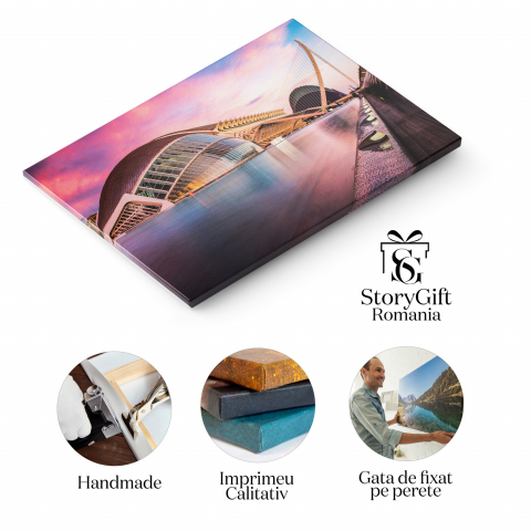 Tablou Canvas: Orașul Utopiei - Arhitectura Modernă și Vibrantă, Marime 40x25CM [1]