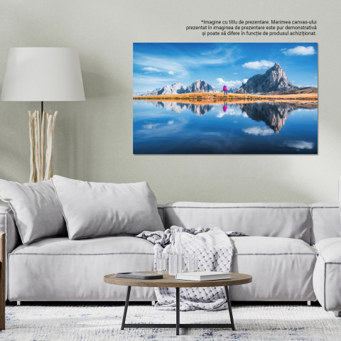 Tablou Canvas Peisaj Montan: Femeie Reflectată în Apa Limpedă a Lacului de Munte, Marime 40x25CM [2]