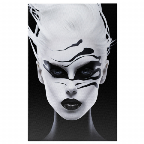 Portret Femeie cu Chip Alb și Dungi Negre - Pictură Digitală, Marime 40x25CM