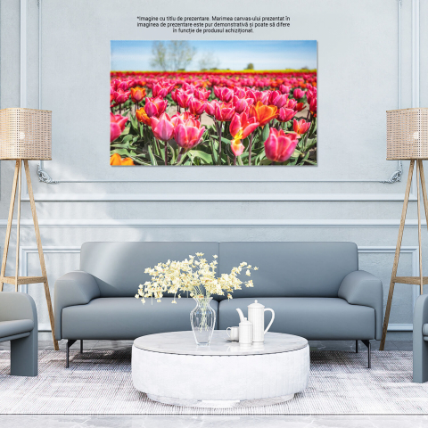 Tablou Canvas: Primăvara în Agricultură - Flori înflorite în Câmpul Rural, Marime 40x25CM [3]