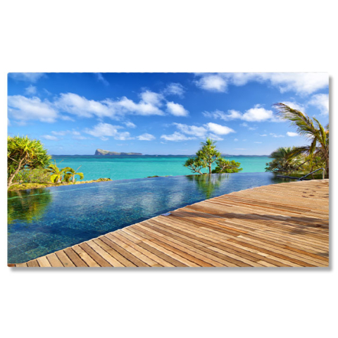 Tablouri Canvas - Tablou Canvas - Relaxare de Lux la Piscina unui Resort din Insulele Maldive 40x25CM