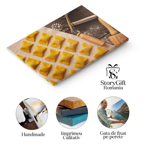 Tablou Canvas: Retete Italienesti - Paste Tortellini Cu Branza Ricotta 40x25CM [1]