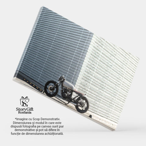 Tablou Canvas Ride in Style: Motocicleta Retro Cafe Racer, Viteza, Aventura, Libertate 5044 40x25CM [3]