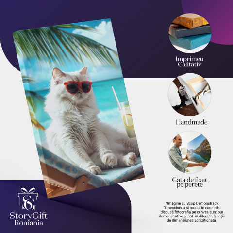 Tablou Canvas Spitz cu Ochelari - Portretul unei Pisici Cochete, Marime 40x25CM [1]