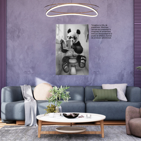 Tablou Canvas Urs Panda Citind Ziarul cu Ochelari de Vedere în Baie | Artă Digitală, Marime 40x25CM [2]