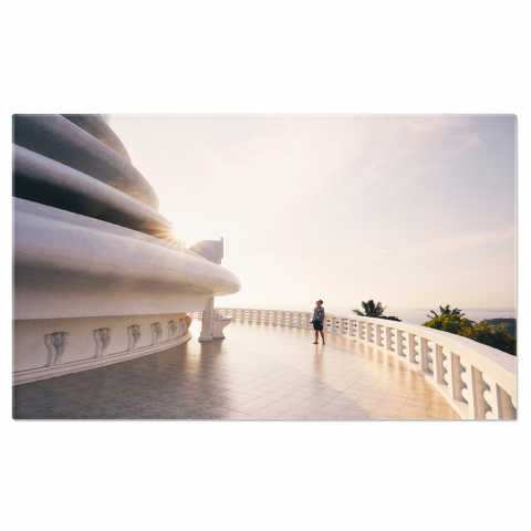 Turist Admirând Pagoda Păcii cu Oceanul la Apus, Sri Lanka, Marime 40x25CM