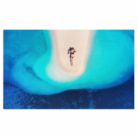 Plajă - Vedere Aeriană a unei Fete pe Plaja în Croația - O Vacanță de Vis, Marime 40x25CM